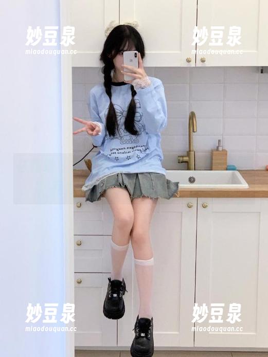 袜啵啵 - 琳琅满目的小沫比基尼美图，下载为你的屏保增添色彩！.txt