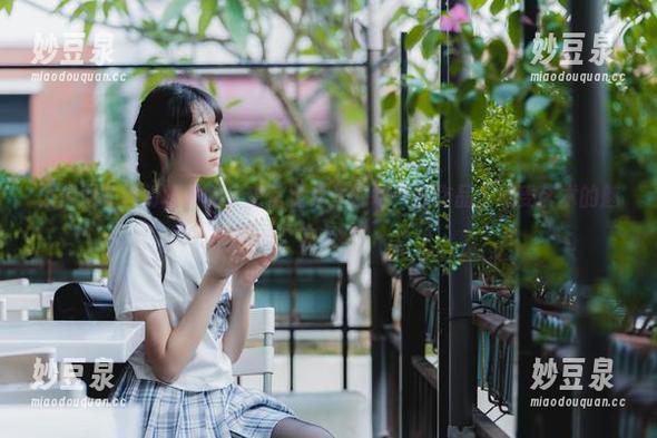 发现西呱呀呀呀神秘人密室全集里的每一件作品，感受艺术的魅力.txt