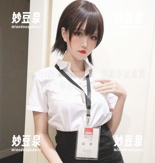阿薰kaOri的秘密与创作：精美作品集及资源，等待你的发现.txt