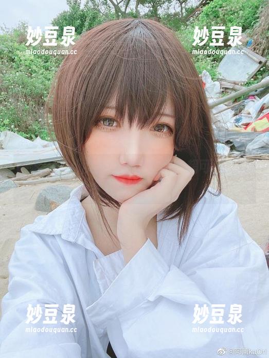 阿薰kaOri女孩的奇妙冒险：超可爱COS合集来袭！.txt