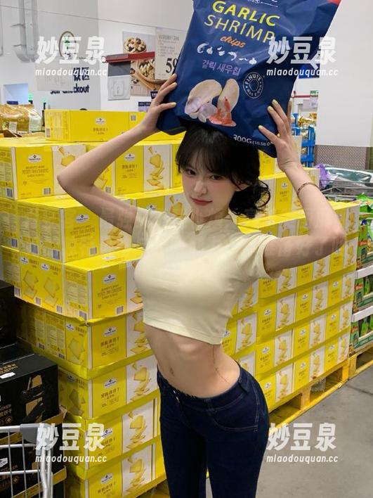 青豆客-程小烦 青豆客 - 最强女王程小烦:高清美图展现她的独特风格与无限魅力,你准备好了吗?.txt