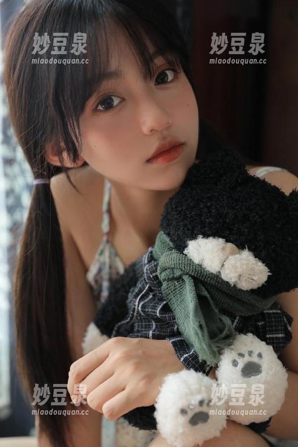 黎允熙 微密圈 - 揭秘黎允熙的秘密,高清原图捕捉每一个迷人瞬间,眼福大开!.txt